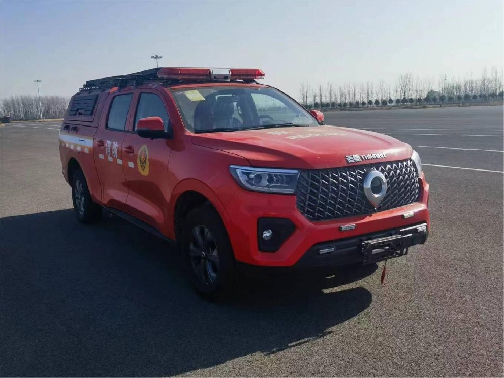 WKL5030TXFQC12/CC型器材消防车