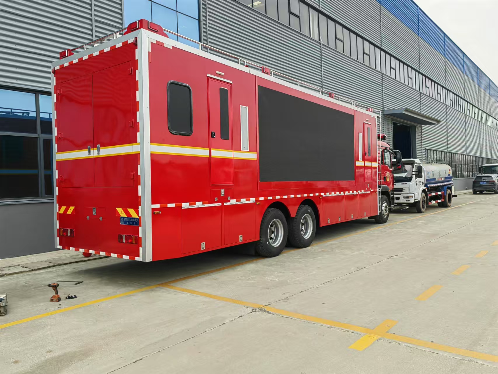 大型消防宣传车（后双桥）